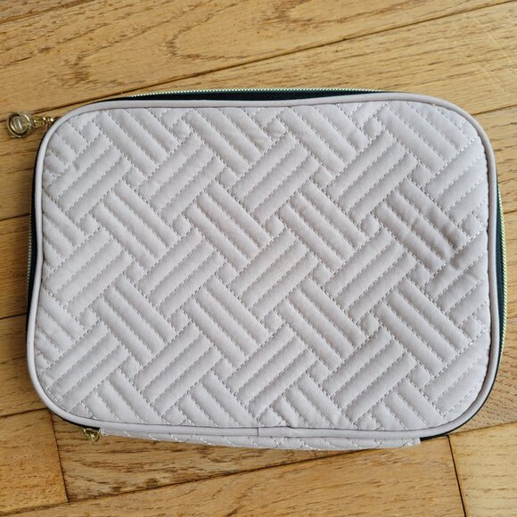 Bagsmart Athena Practical & Portable Electronic Organizer - Picture 5 of 10